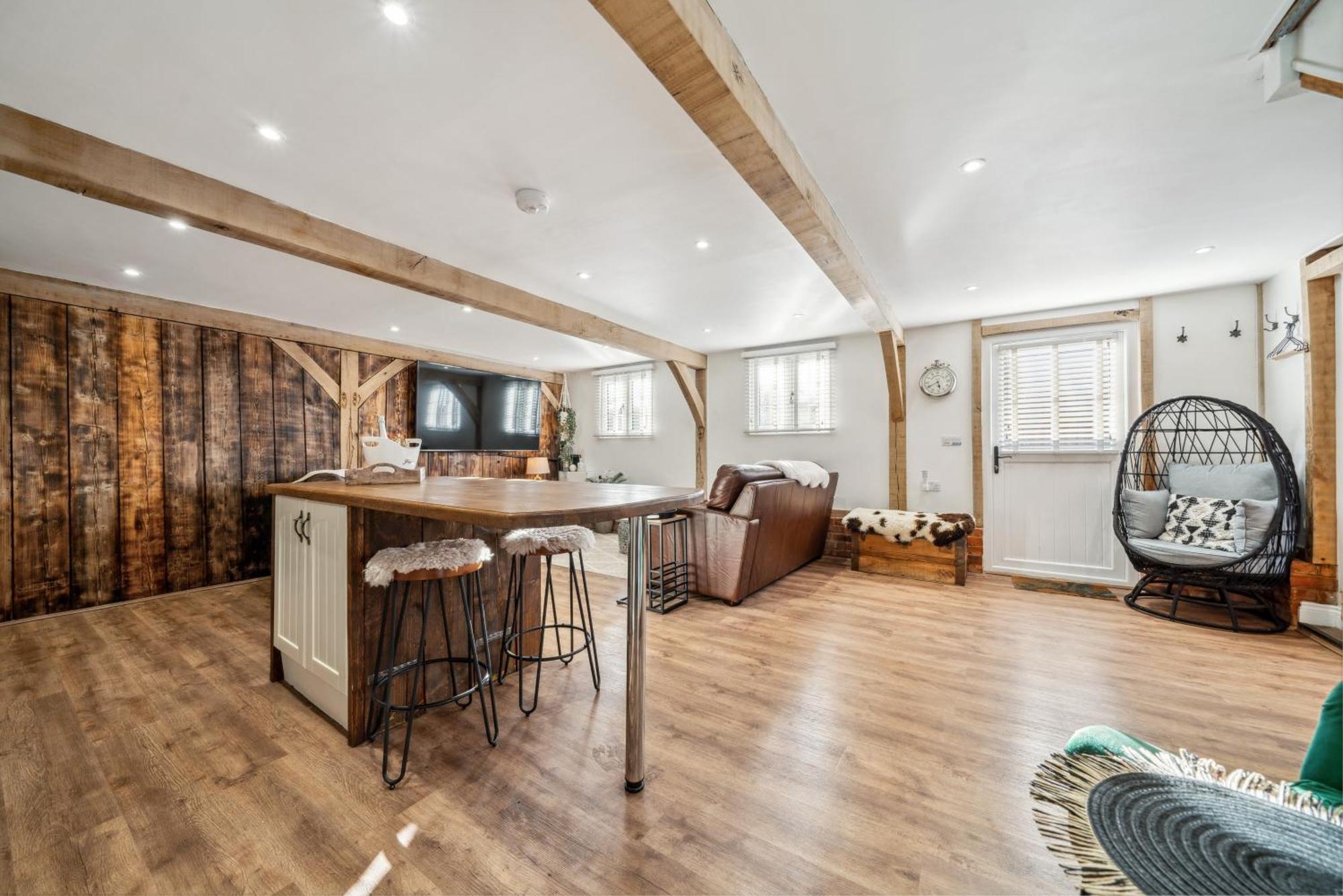 Countryside Barn With Hot Tub In New Forest Holiday home *