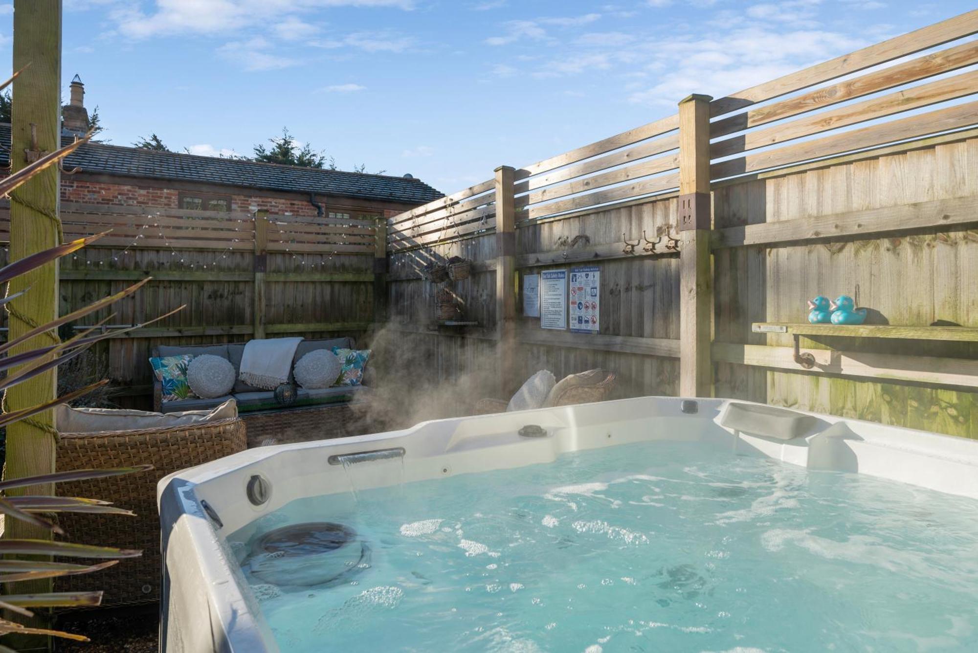 Holiday home Countryside Barn With Hot Tub In New Forest *